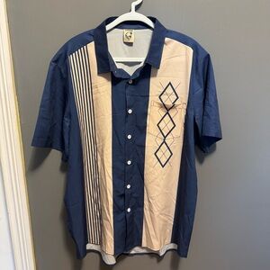 Casual Blue and Cream Button Down Shirt with Geometric Pattern